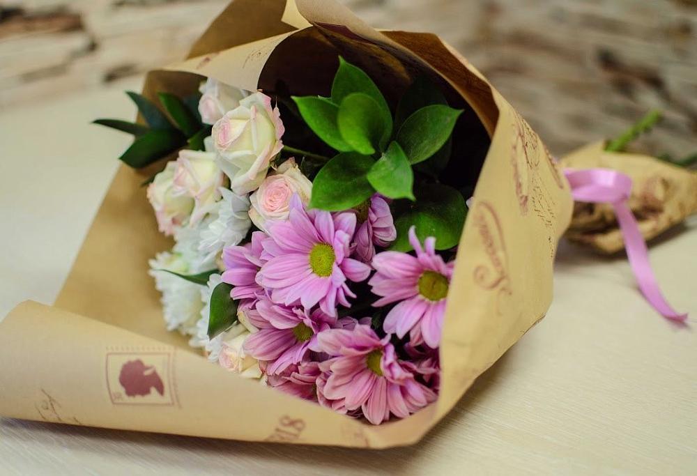 Букет цветов из: Розы и Хризантемы в Дубровки