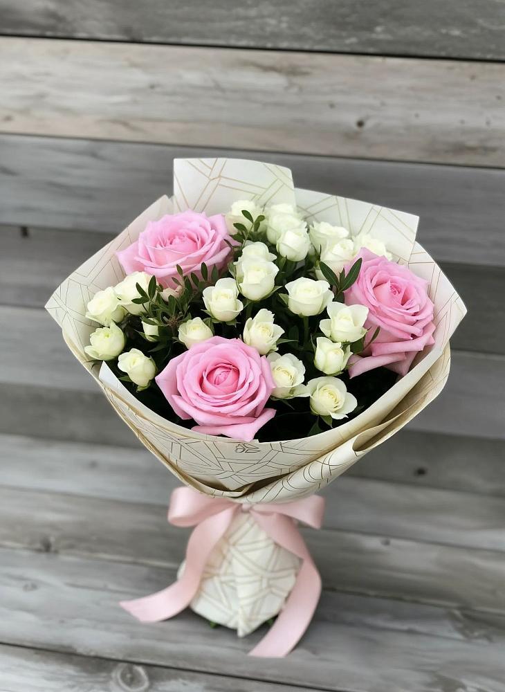 Букет цветов из: Розы в Дубровки