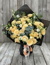 Букет цветов из:  Розы и Лизиантусы в Дубровки