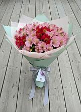 Букет цветов из:  Альстромерии в Дубровки