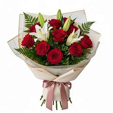 Букет цветов из:  Лилии и Розы в Дубровки