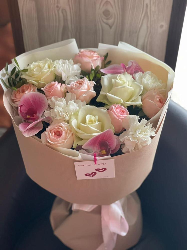 Букет цветов из: Орхидеи, Розы и Гвоздики в Дубровки