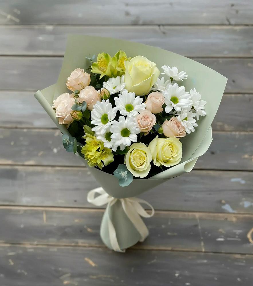 Букет цветов из: Альстромерии, Розы и Хризантемы в Дубровки