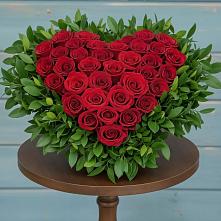 Цветочная композиция из Розы в виде сердца #REPLACE_PRED# Дубровки