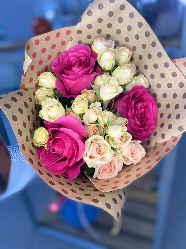 Букет цветов из: Розы в Дубровки