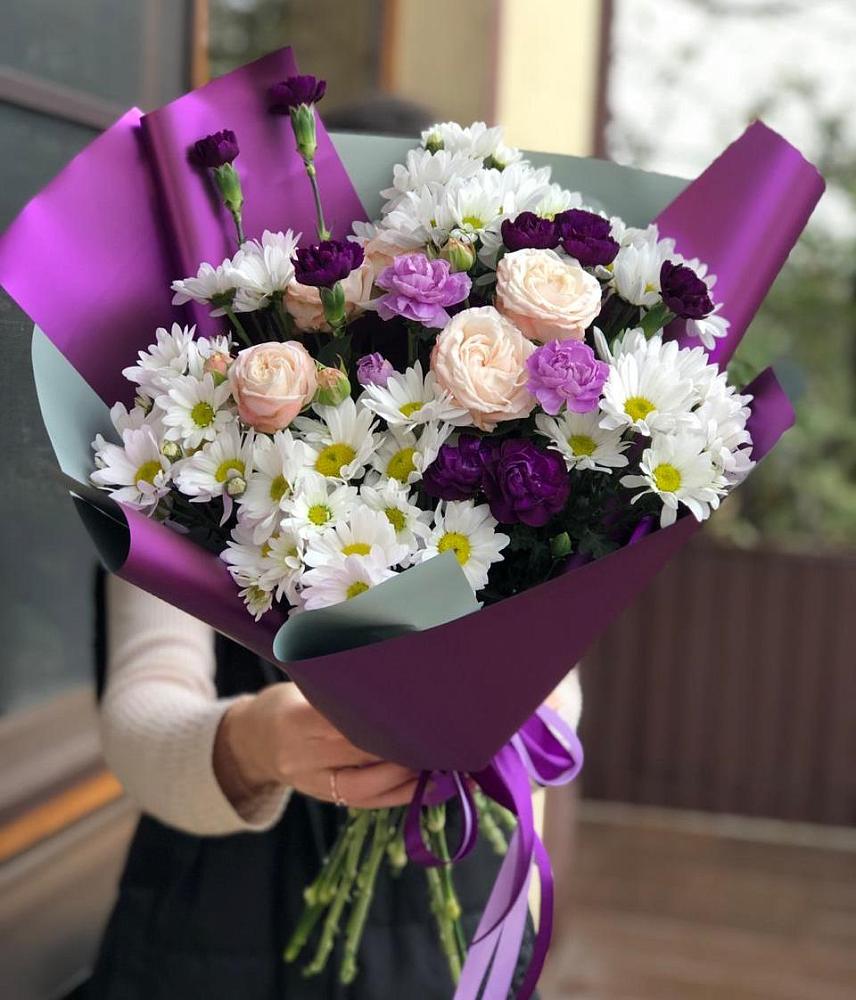 Букет цветов из: Хризантемы, Гвоздики и Розы в Дубровки