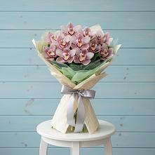 Букет цветов из:  Орхидеи и Розы в Дубровки
