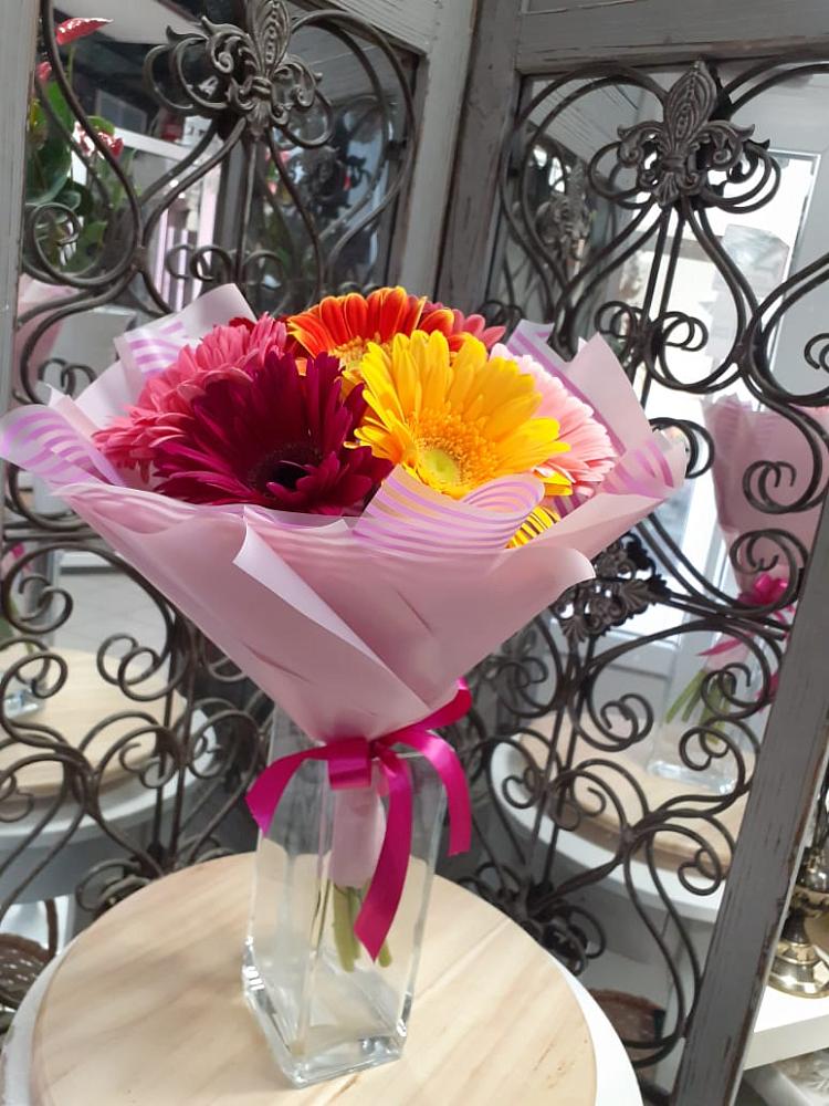 Букет цветов из: Герберы в Дубровки