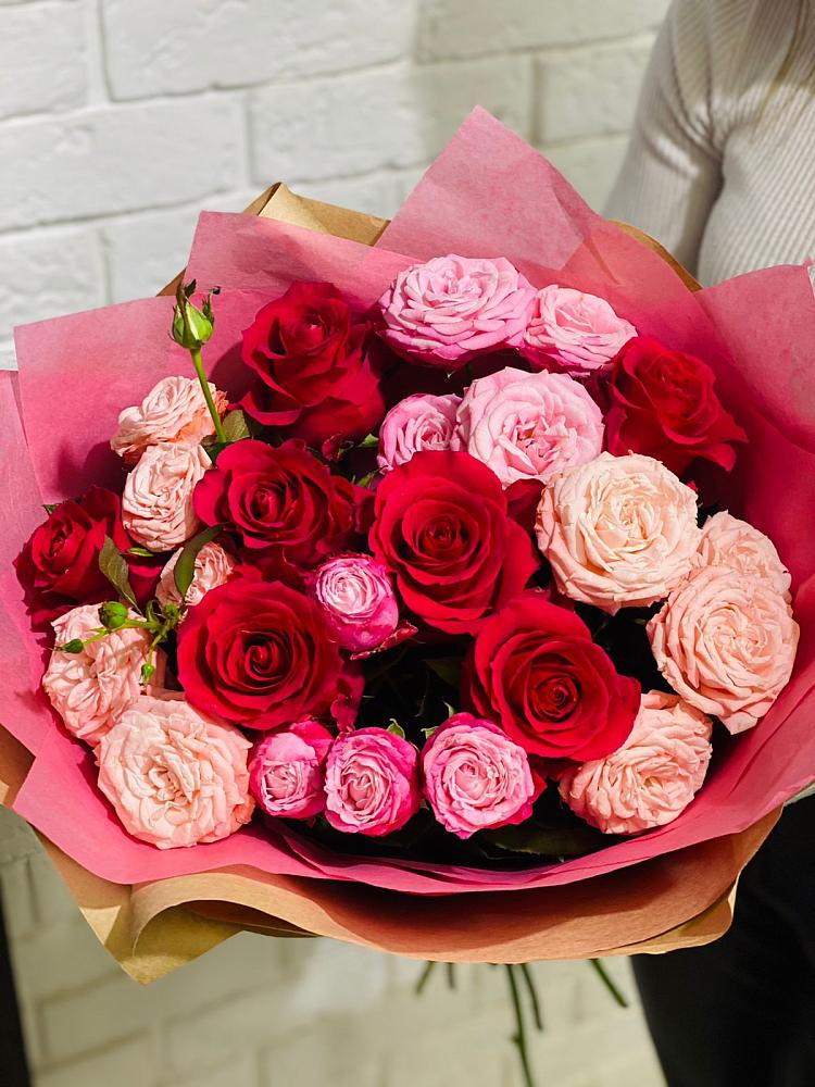 Букет цветов из: Розы в Дубровки