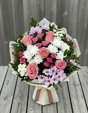 Букет цветов из:  Альстромерии, Гвоздики, Розы и Хризантемы в Дубровки
