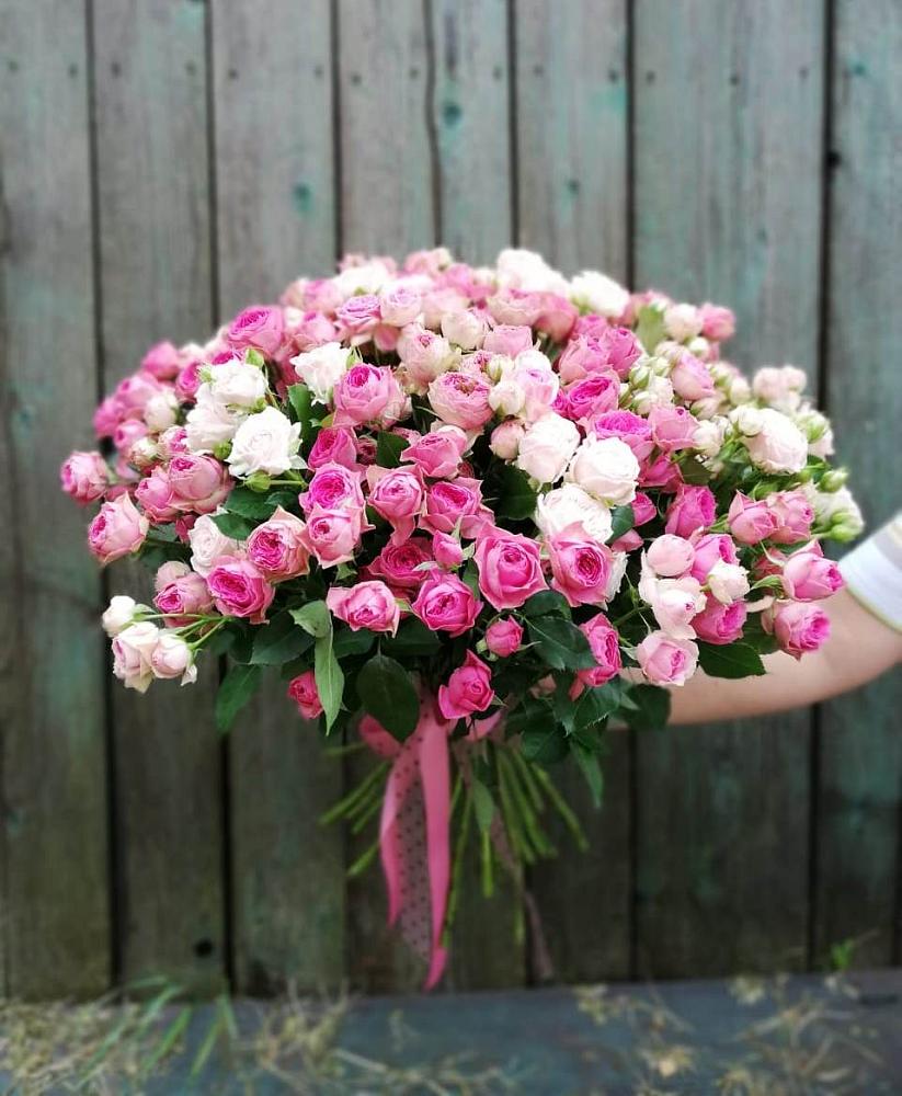 Букет Розовые кустовые розы Натали и Лав Лидия в Дубровки