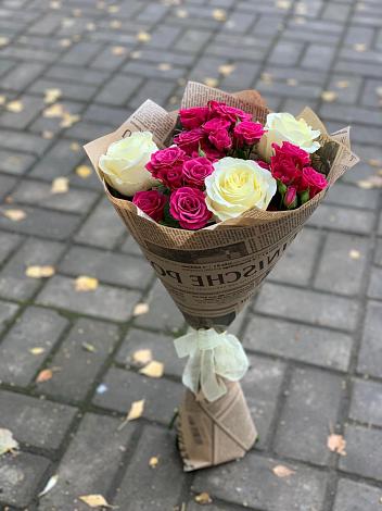 Букет цветов из: Розы в Дубровки