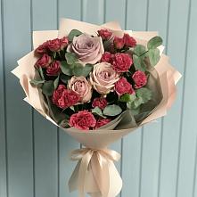 Букет цветов из:  Гвоздики и Розы в Дубровки