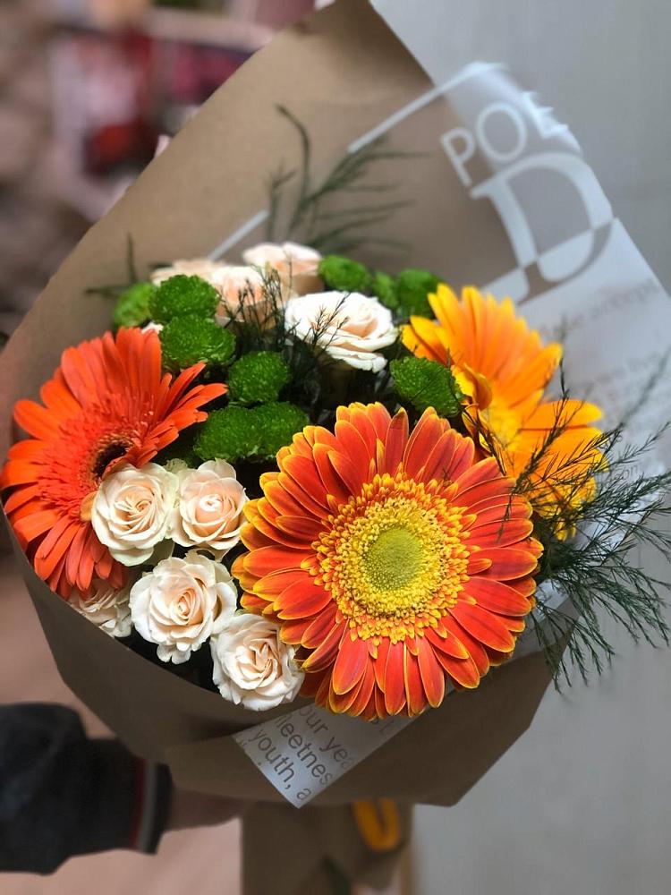 Букет цветов из: Герберы, Хризантемы и Розы в Дубровки